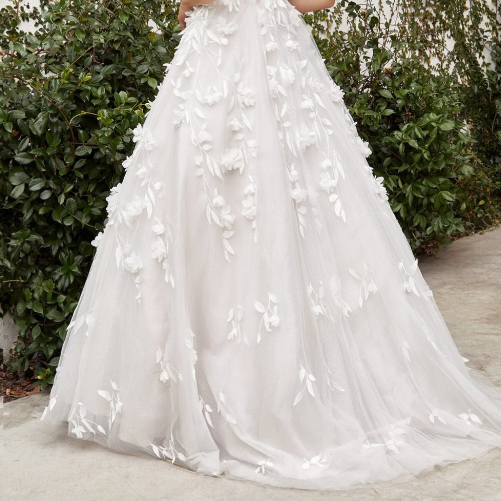 NEW LONG SLEEVELESS WEDDING BALL GOWN EMBROIDERED WITH FLORAL LEAVES AL A1042W - Picture 9 of 9